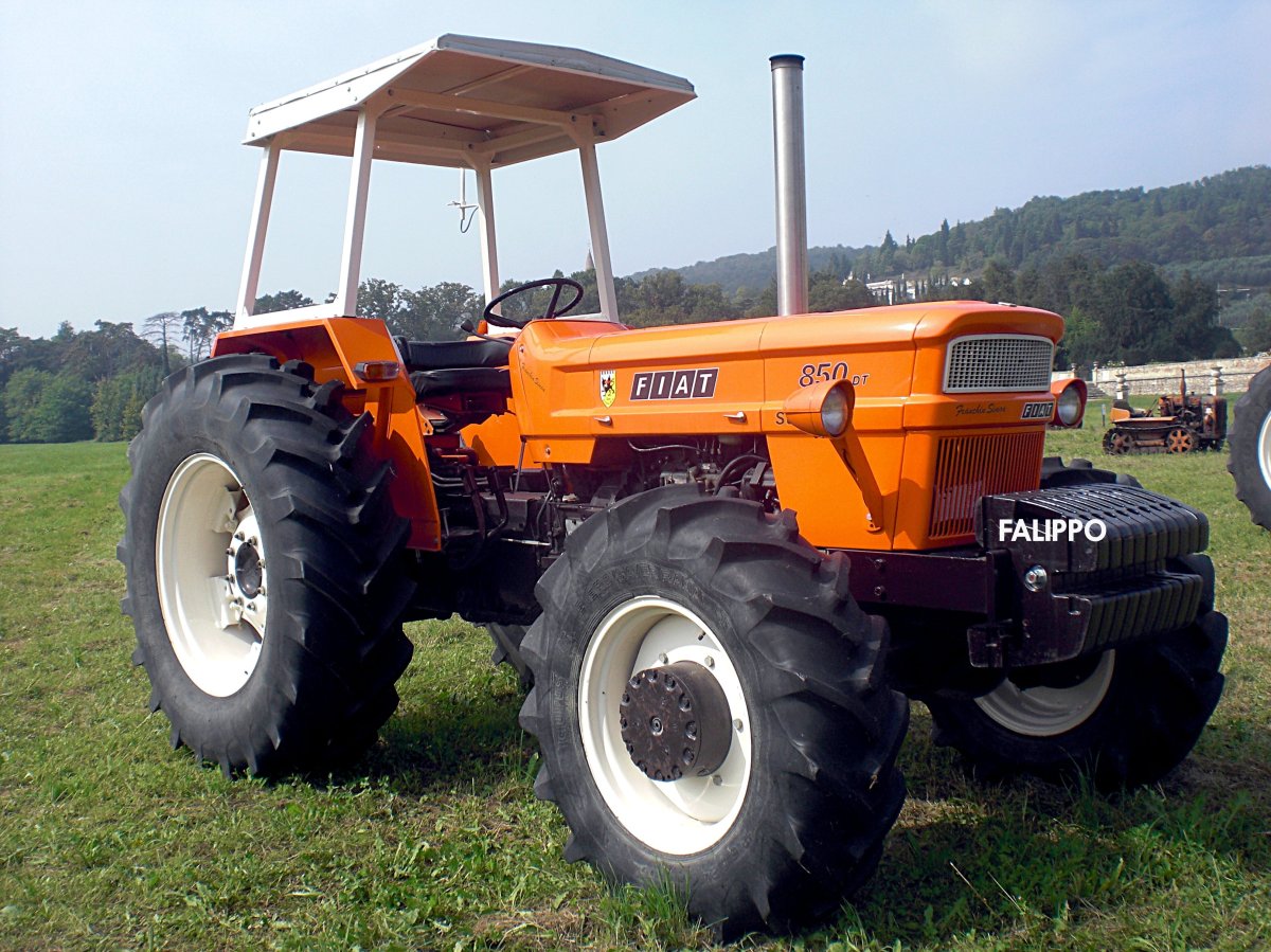 Трактор Фиат 130