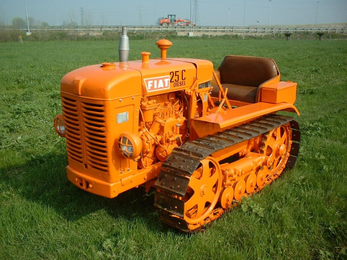 Трактор Fiat 211