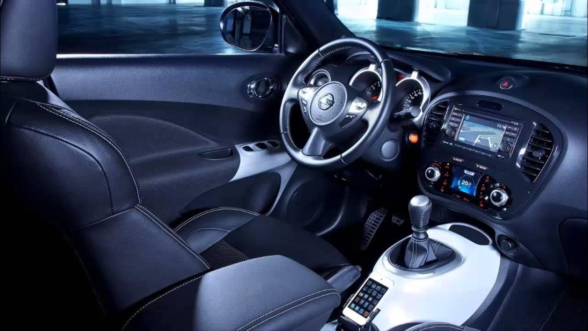 Nissan Juke салон механика