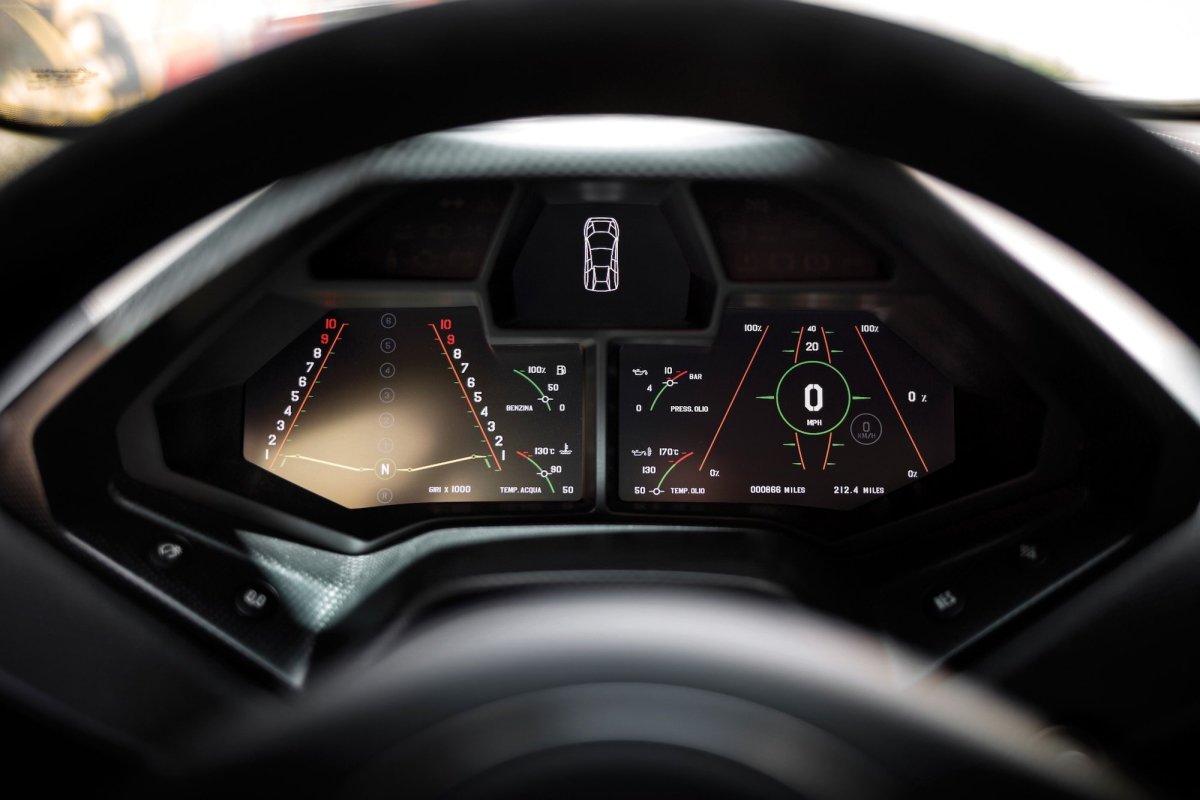 Lamborghini Reventon приборная панель