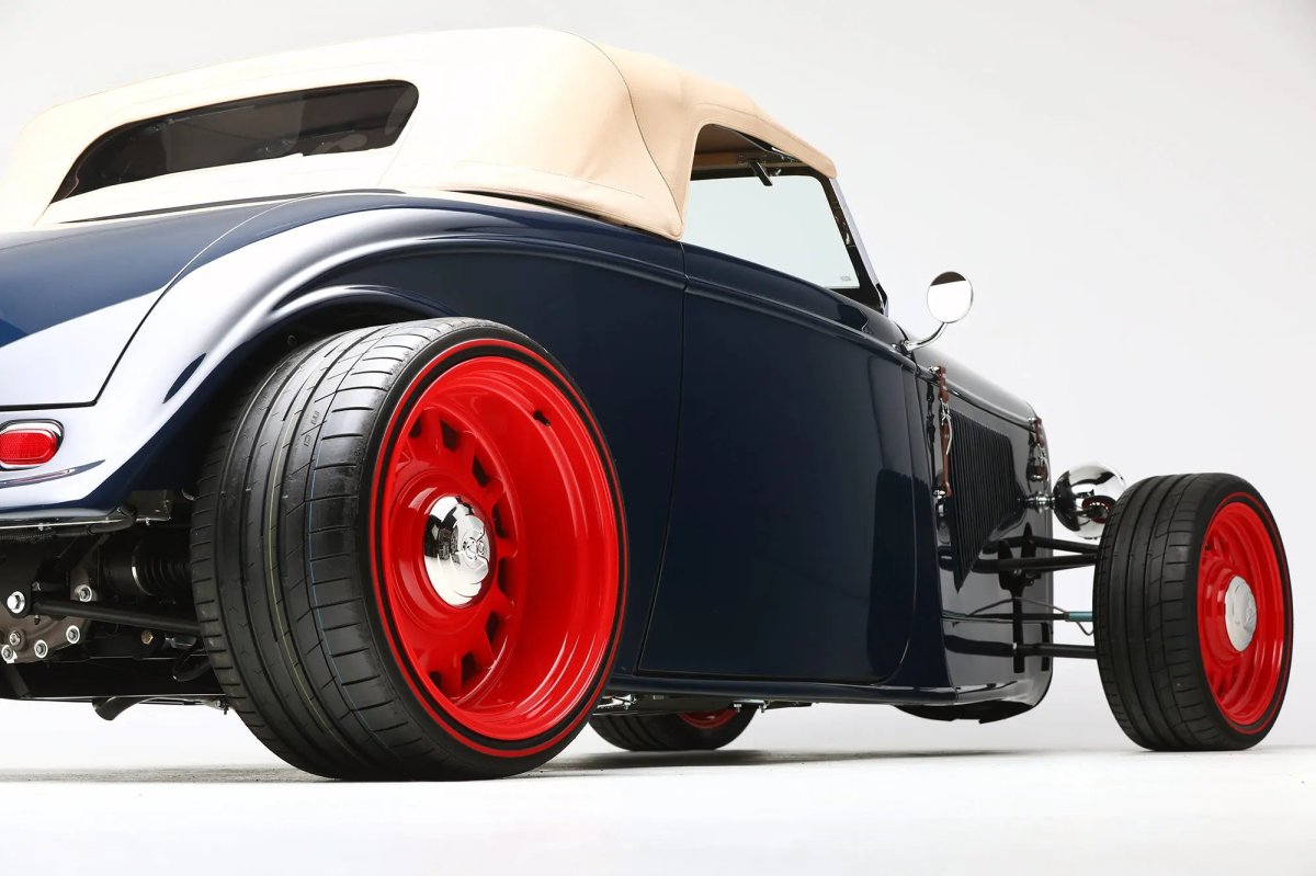 Factory Five hot Rod