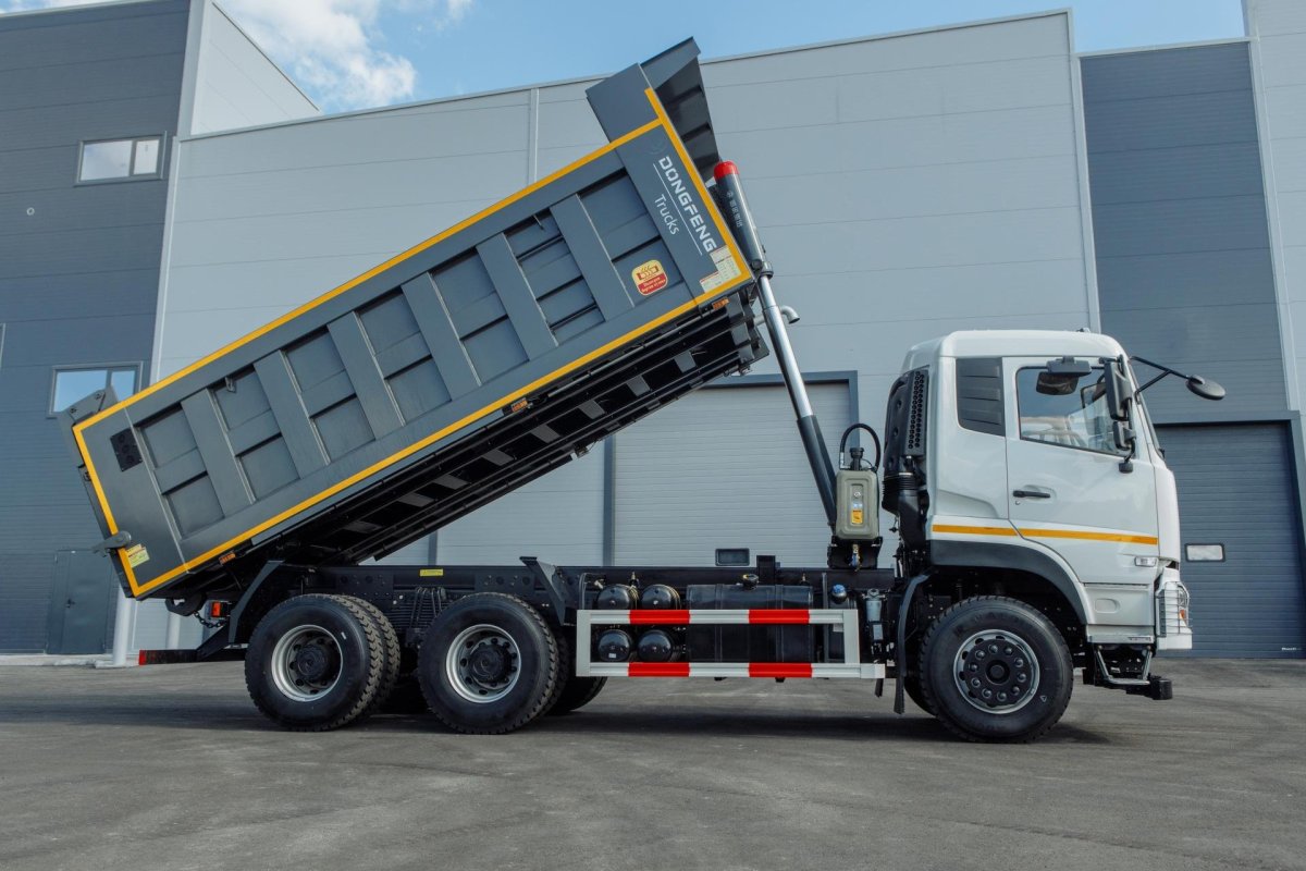 Dongfeng 6x4 DFH 3330 a8