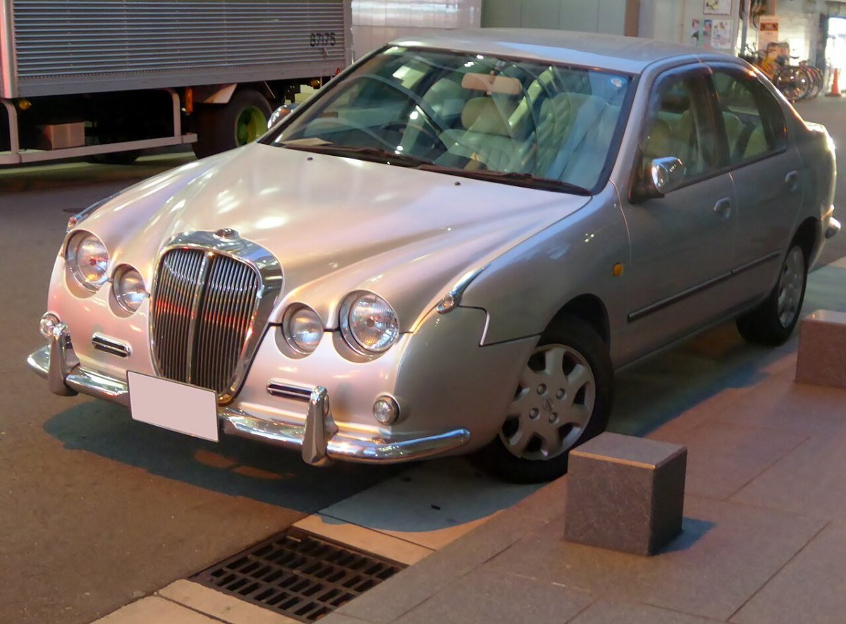 Mitsuoka Ryoga 2001