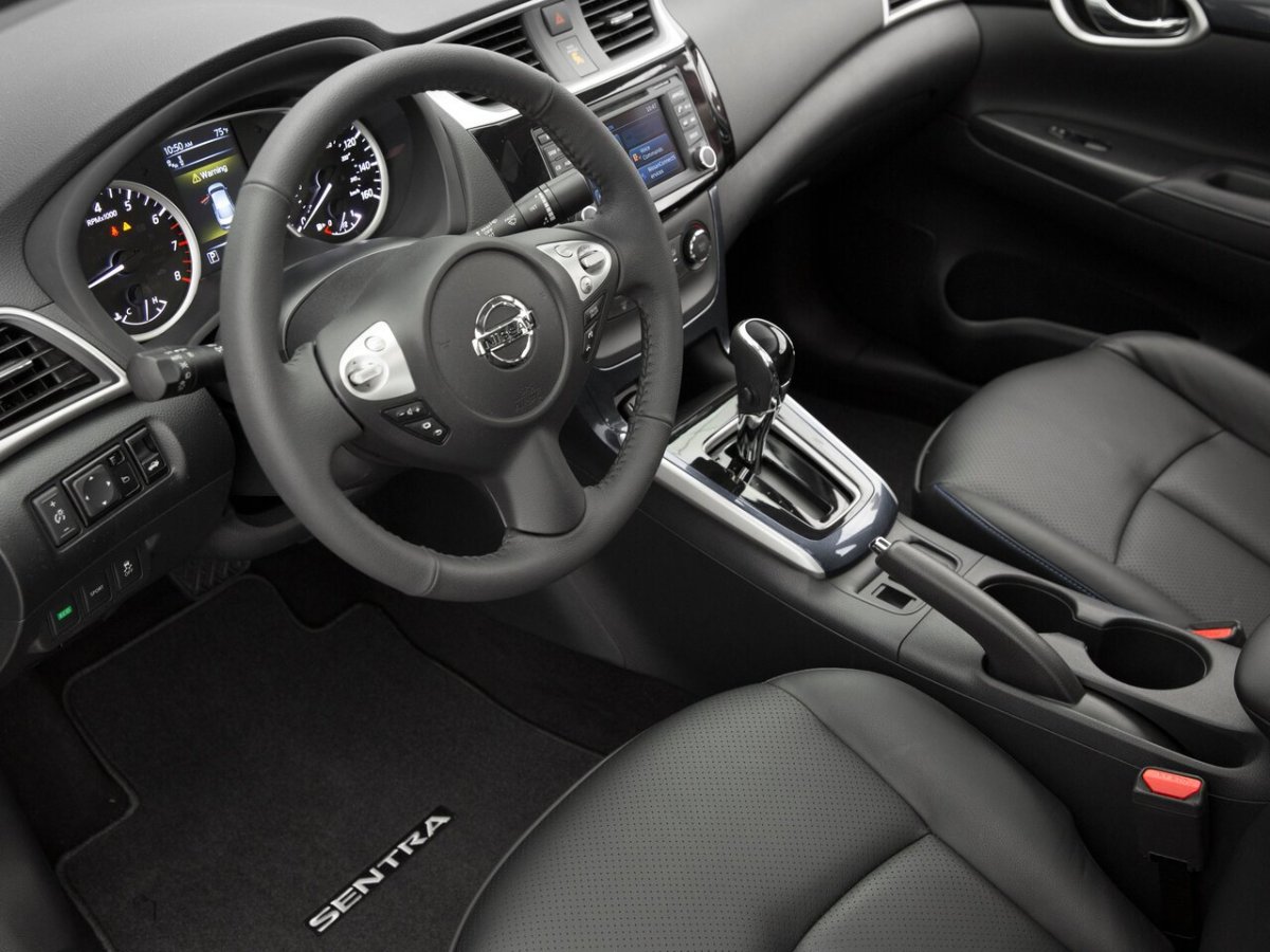 Nissan Sentra 2016 салон