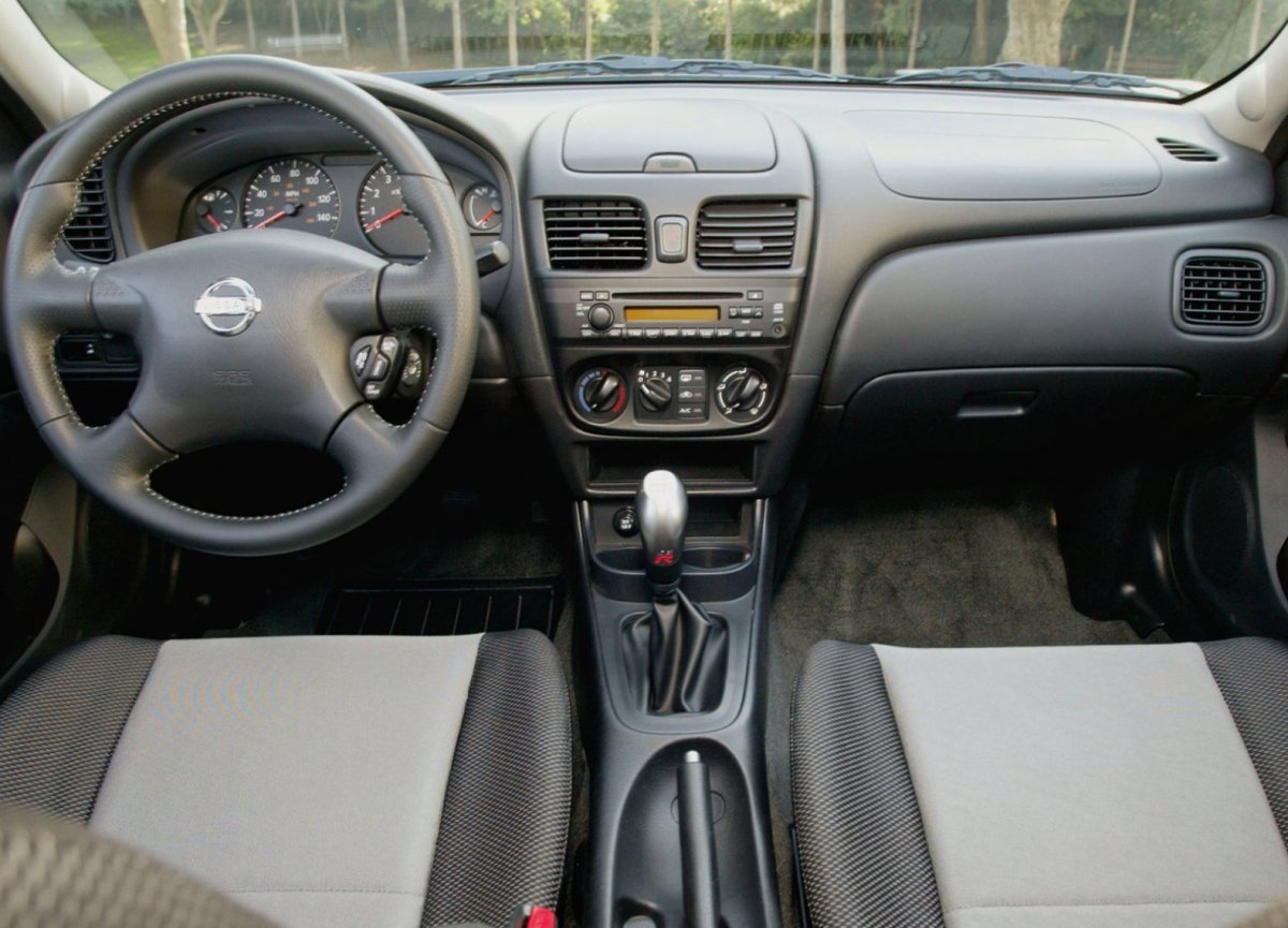 Ниссан Санни 2005