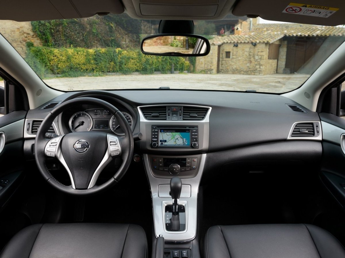 Ниссан Сентра 2012