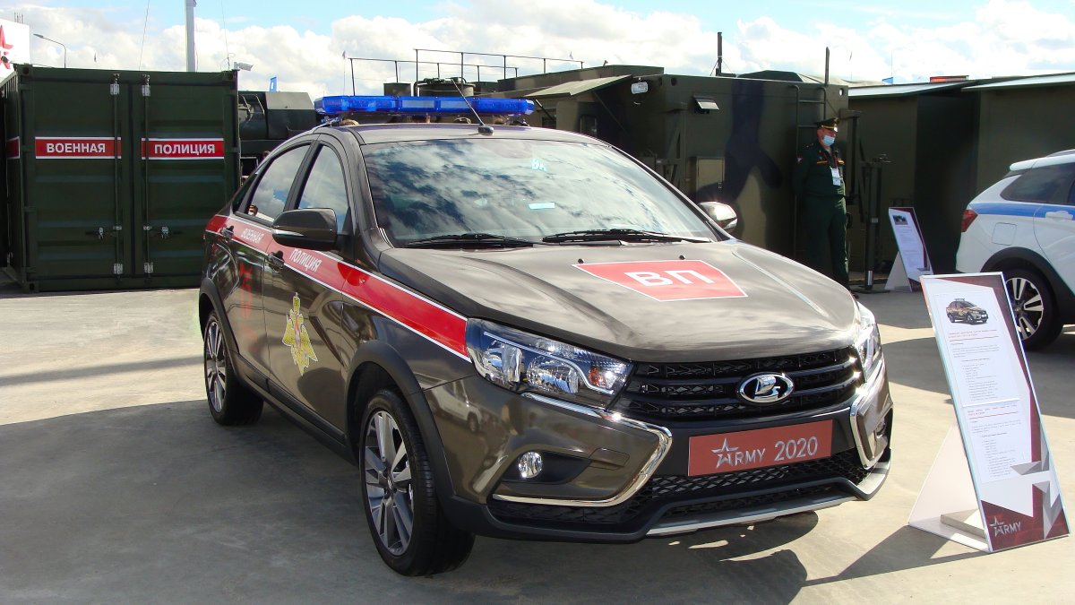 Лада Веста кросс полиция