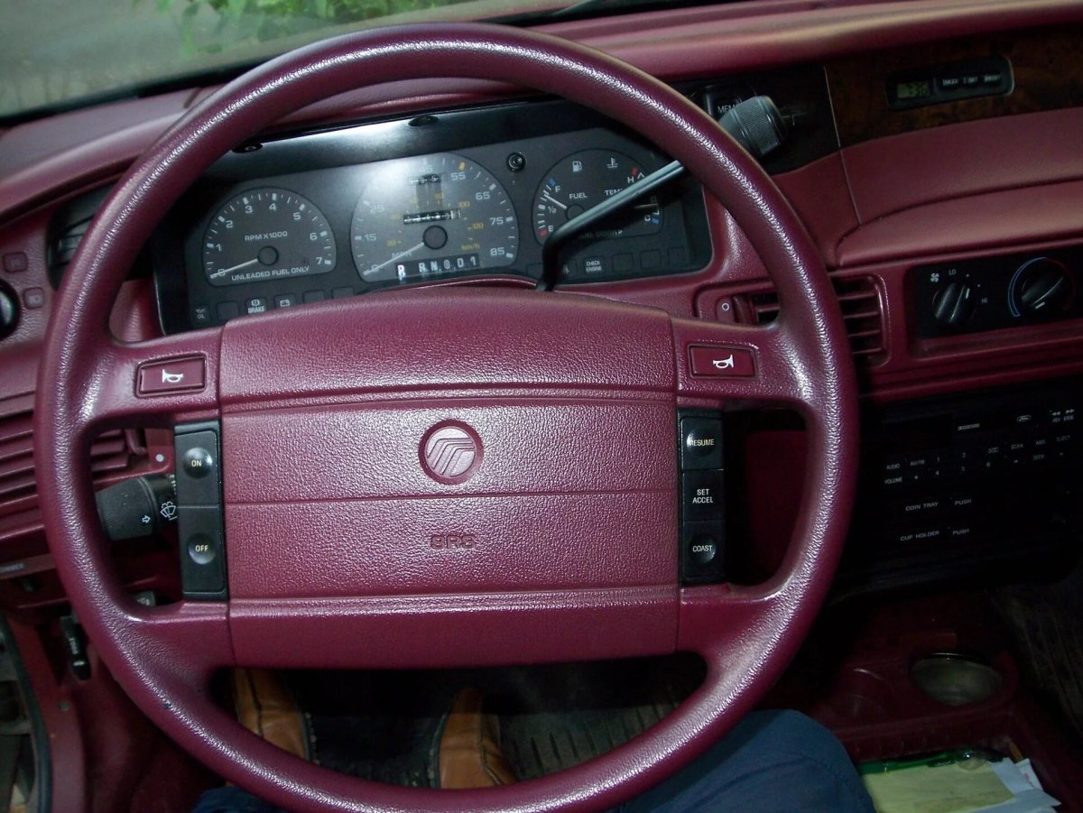 Mercury Sable 1996 Interior