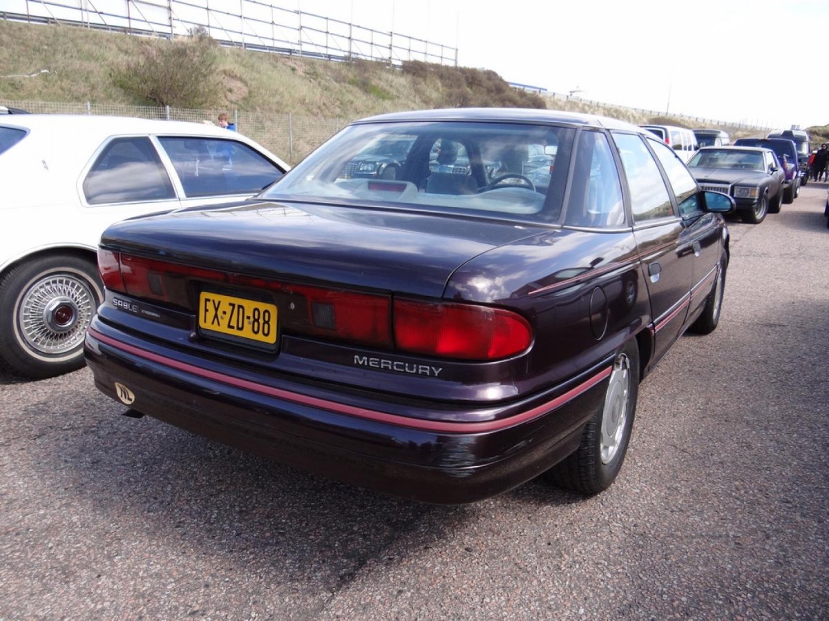 Меркурий Сейбл 1993