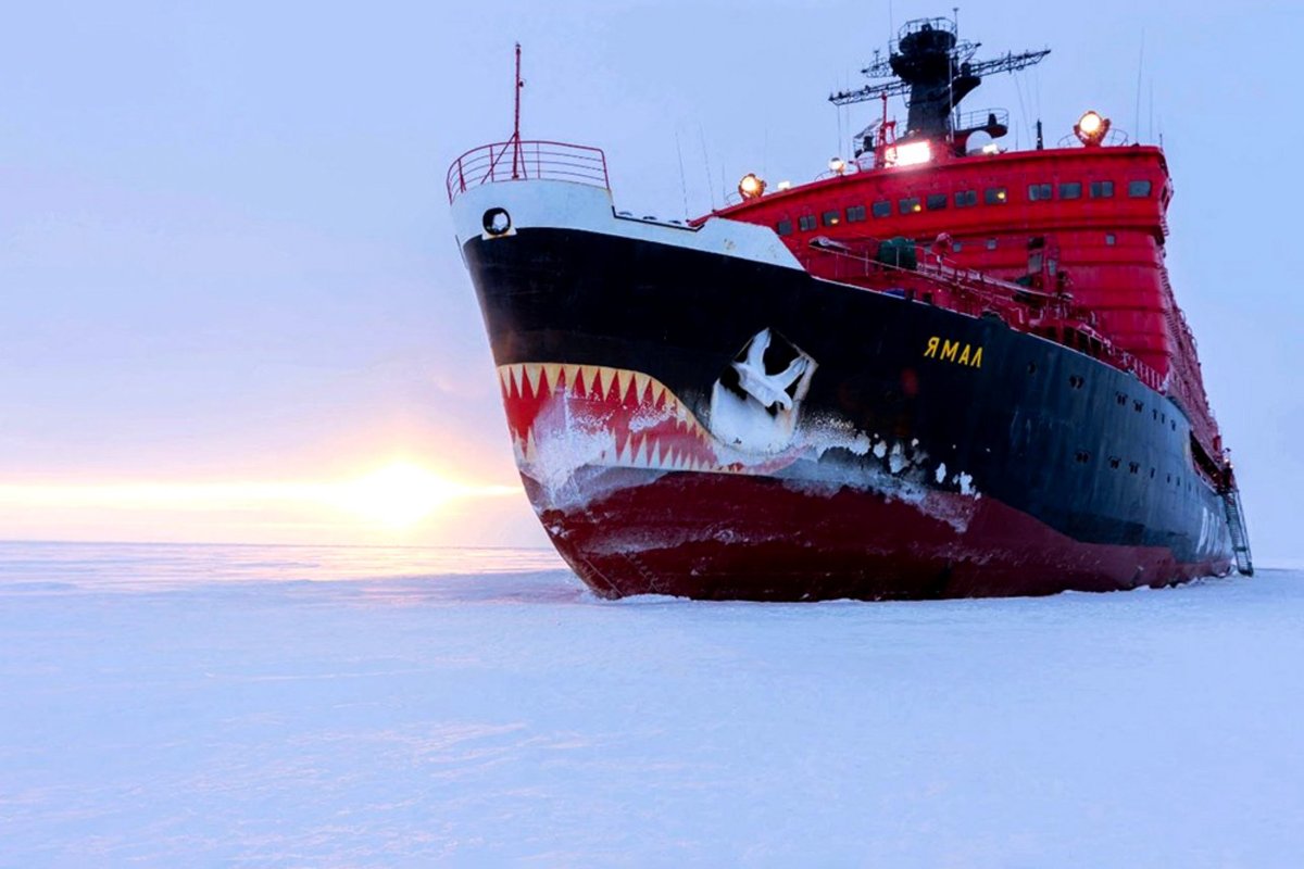 Судно ледокол «50 лет Победы»