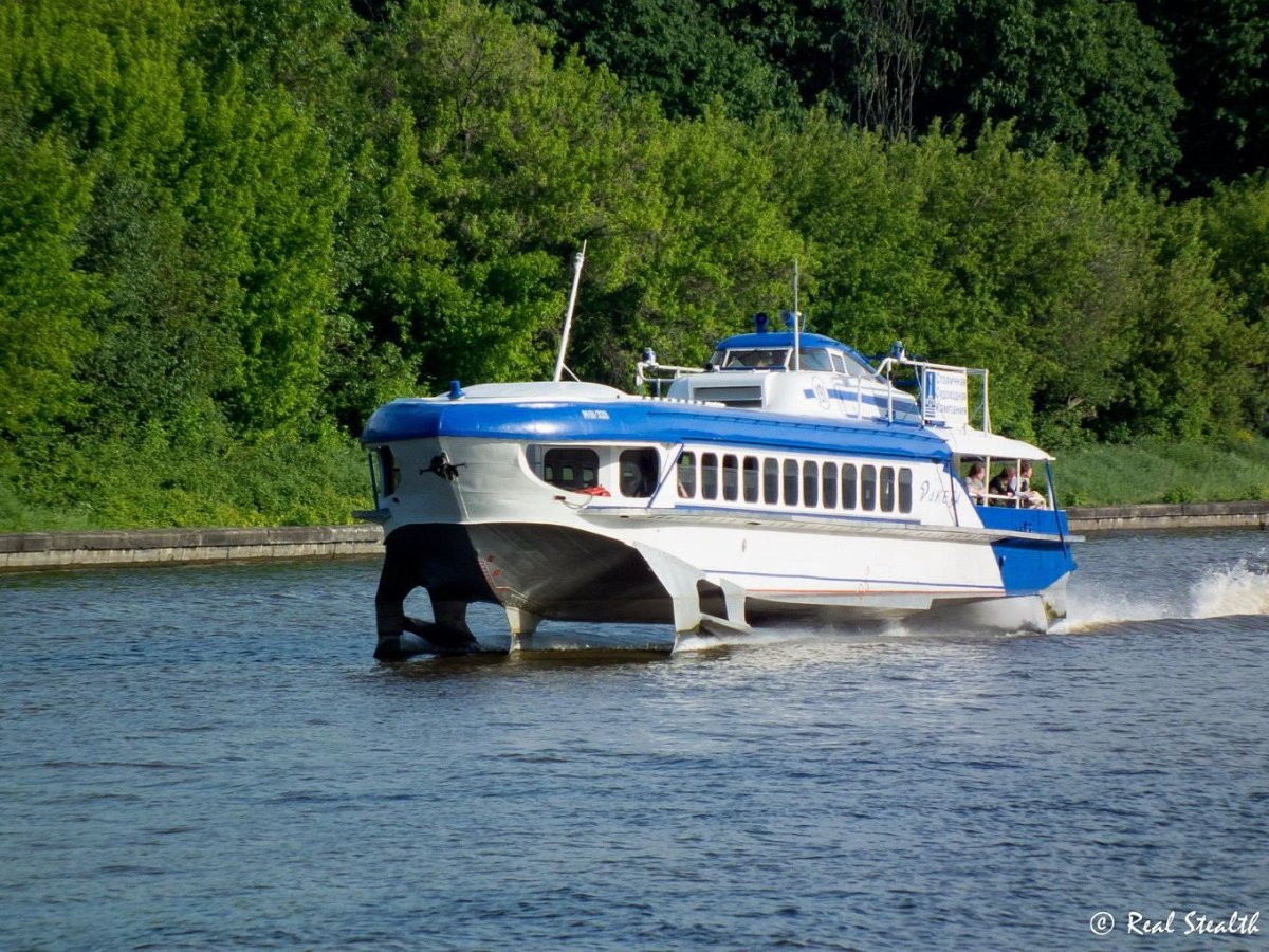 Полесье теплоход на подводных крыльях