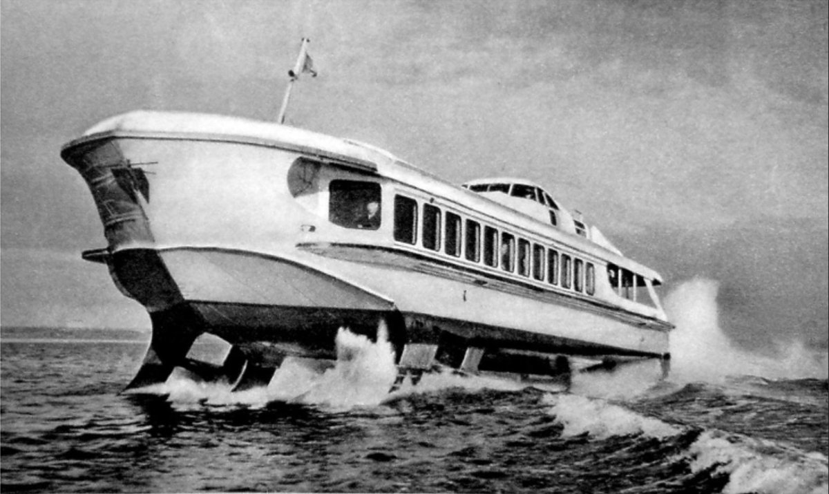 Пассажирский газотурбоход «циклон 250м»