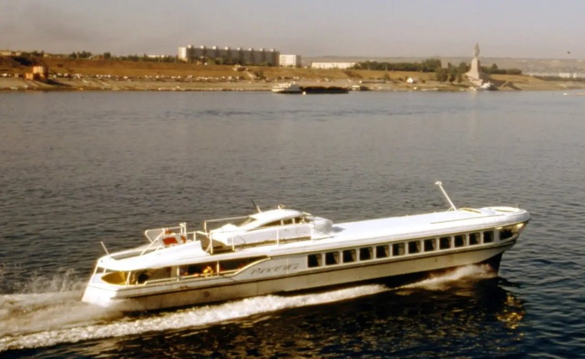 Корабль Метеор Волгоград