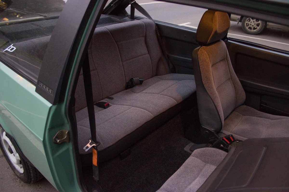 ВАЗ 2108 салон сзади