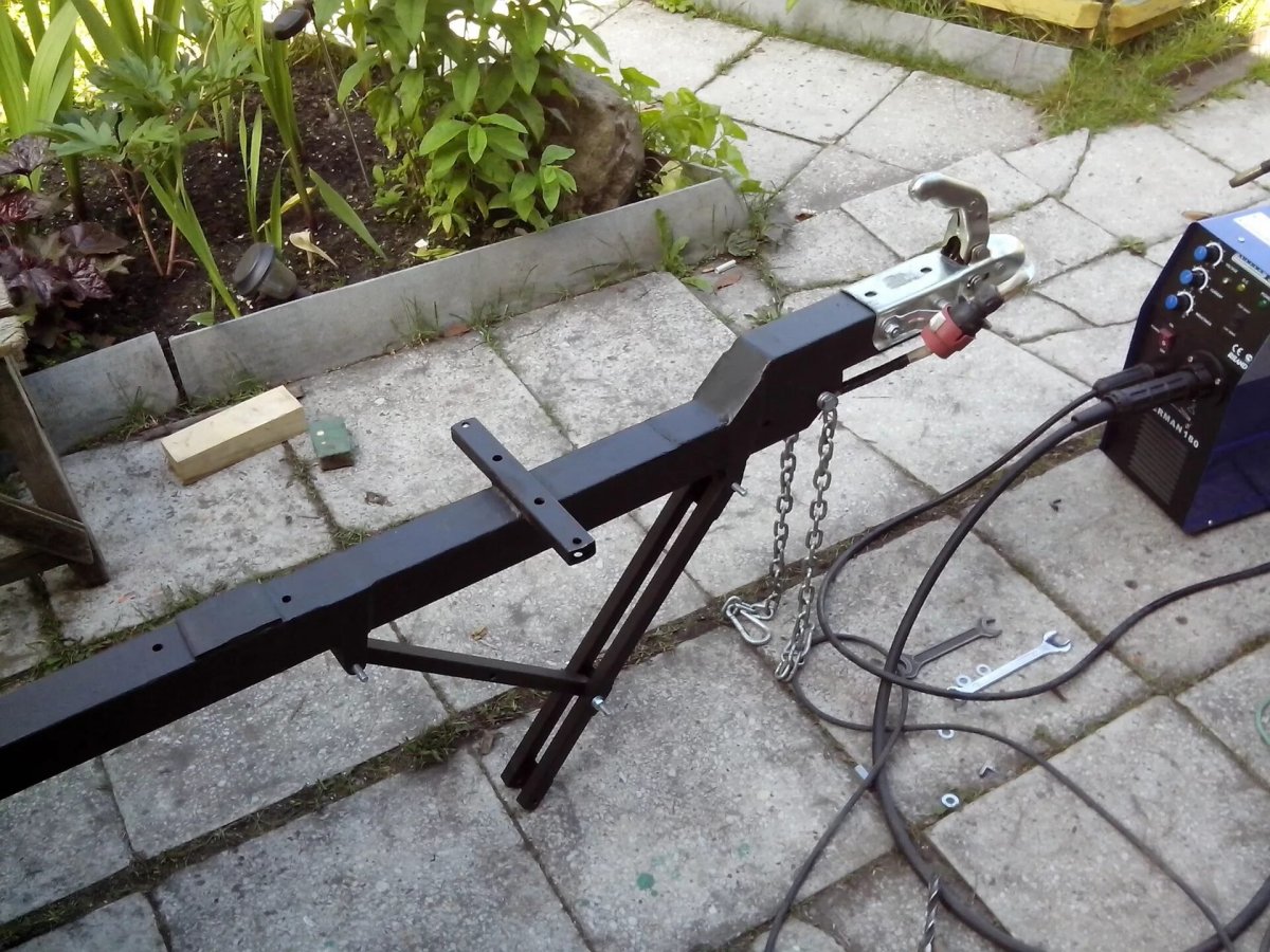 Опора дышла легкового прицепа