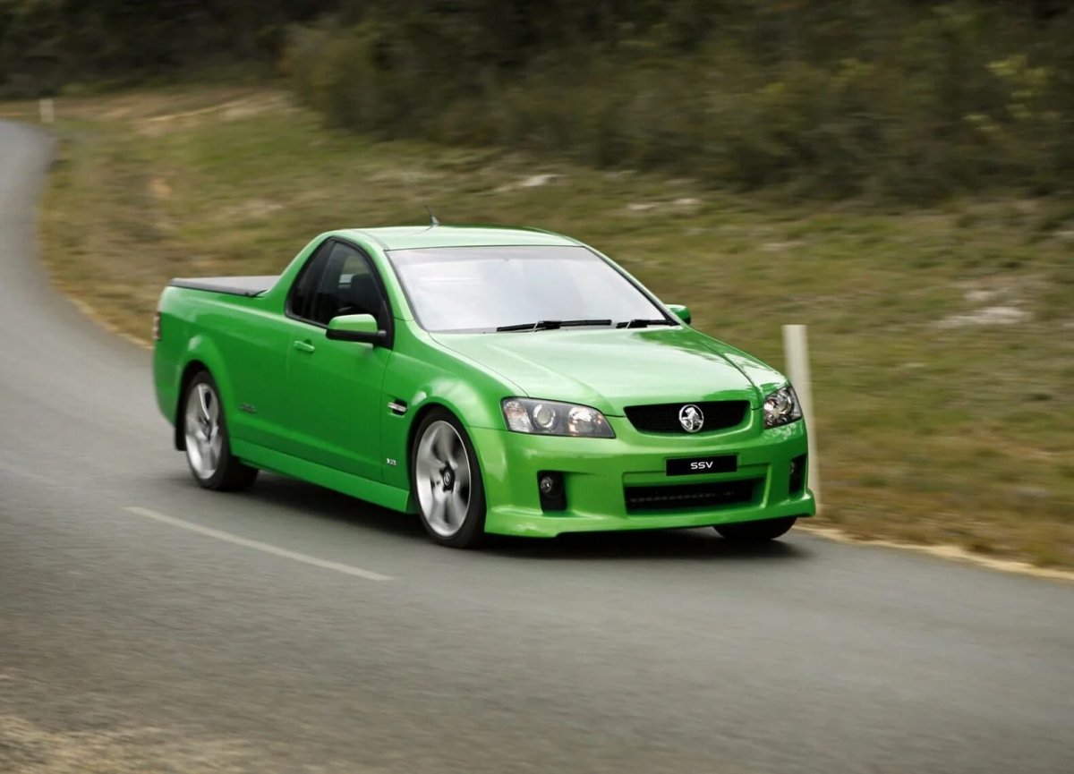 Холден Коммодор ute