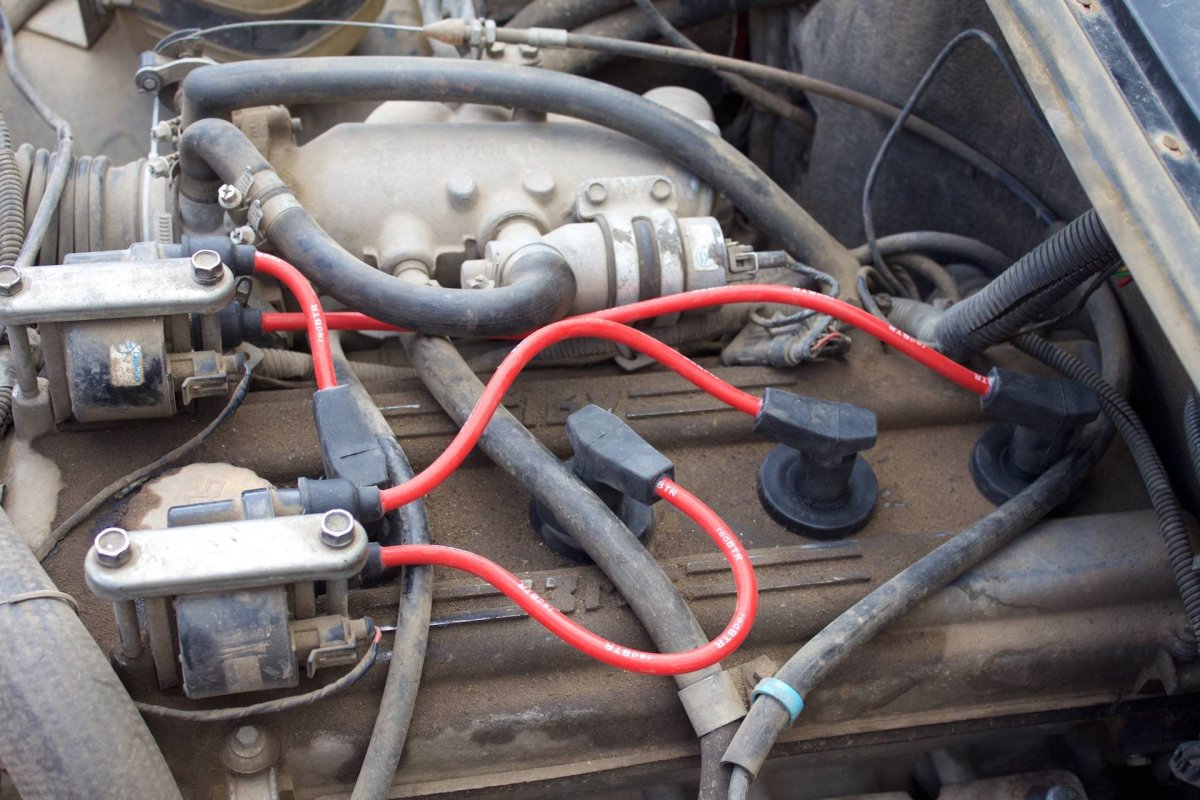 Катушка зажигания УАЗ 409 двигатель