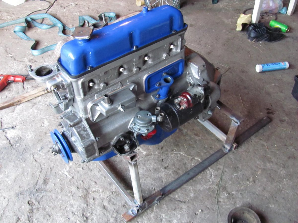 УАЗ 452 двигатель