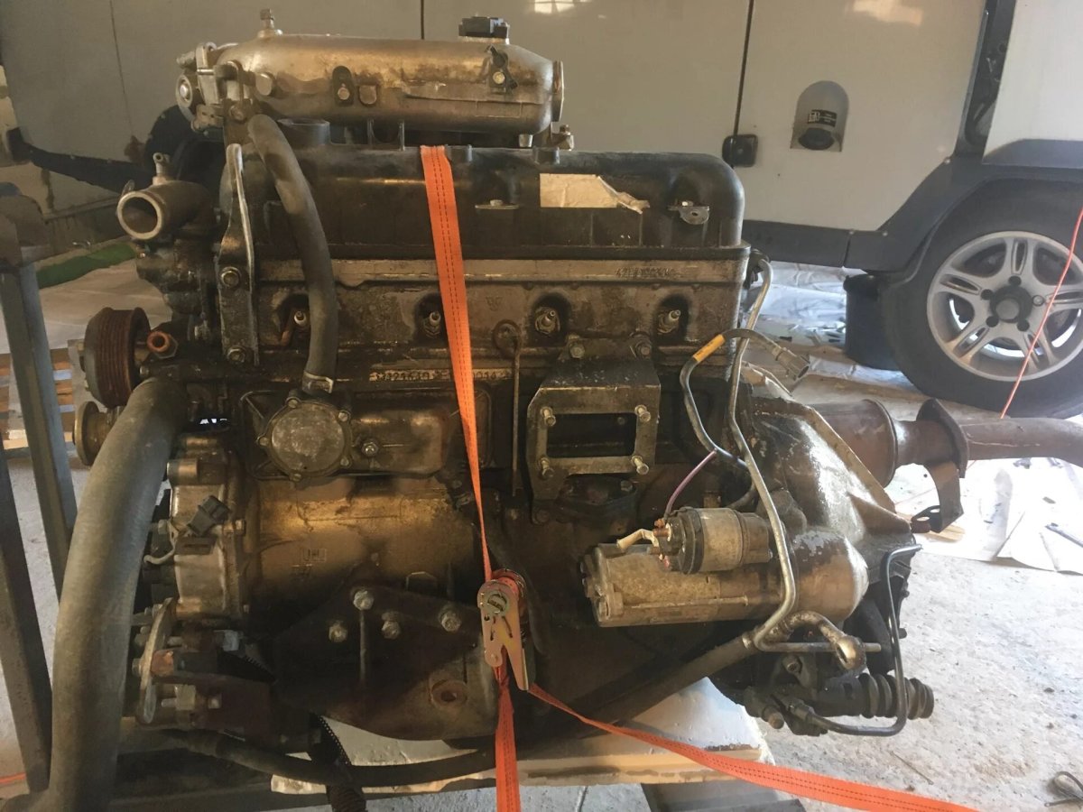 УАЗ 3909 мотор