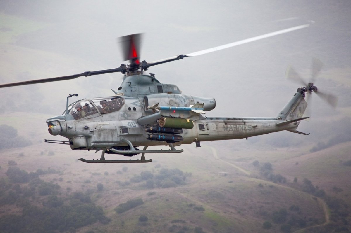 Bell Ah-1 Cobra вертолет