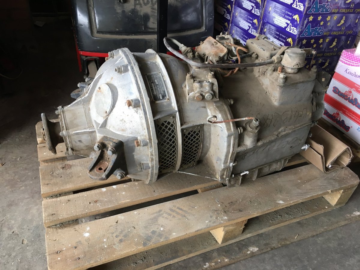 ЛИАЗ-677 коробка автомат