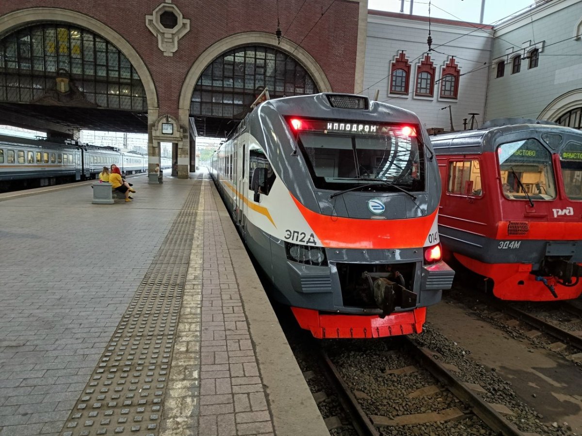 Эп4д электропоезд