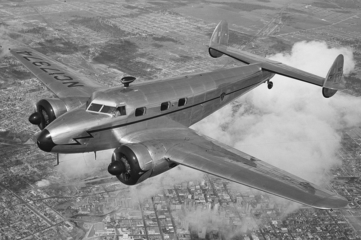 Lockheed 12a Electra