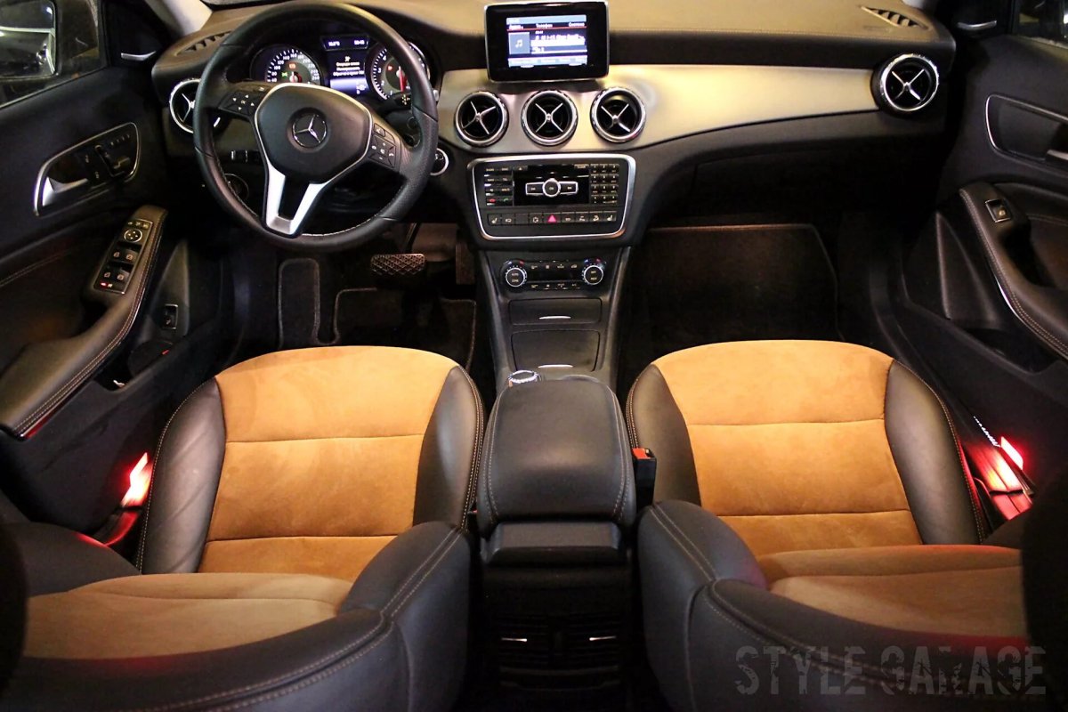 Mercedes GLA салон