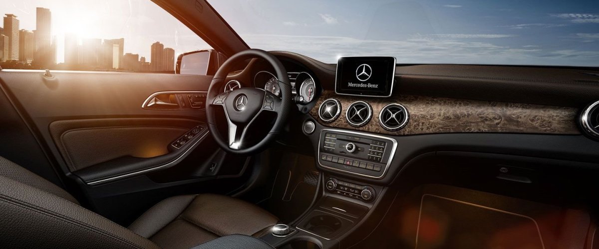 Мерседес GLA 250 коричневый
