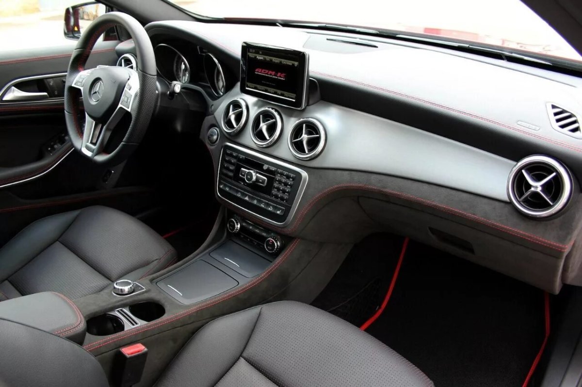 Mercedes GLA Interior