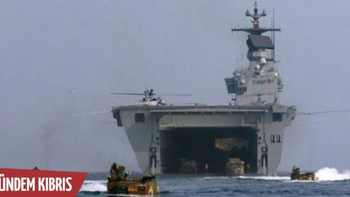 Мистраль авианосец