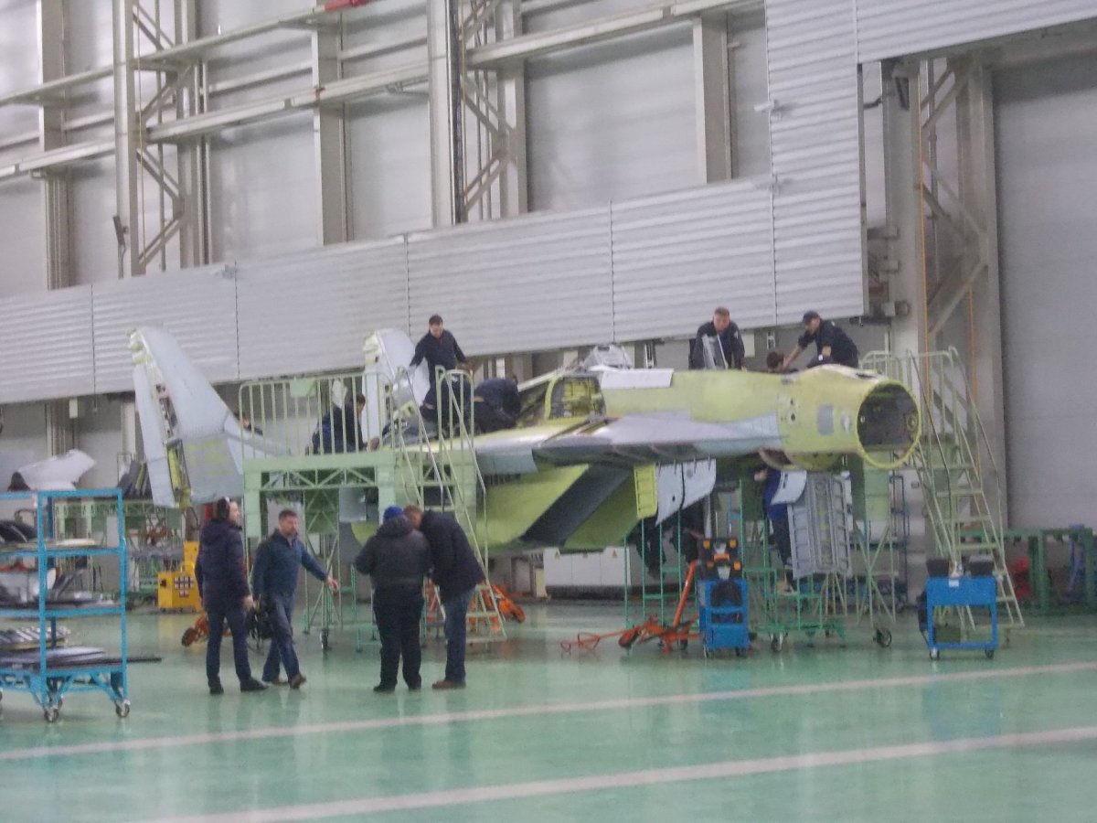 Авиазавод Луховицы миг