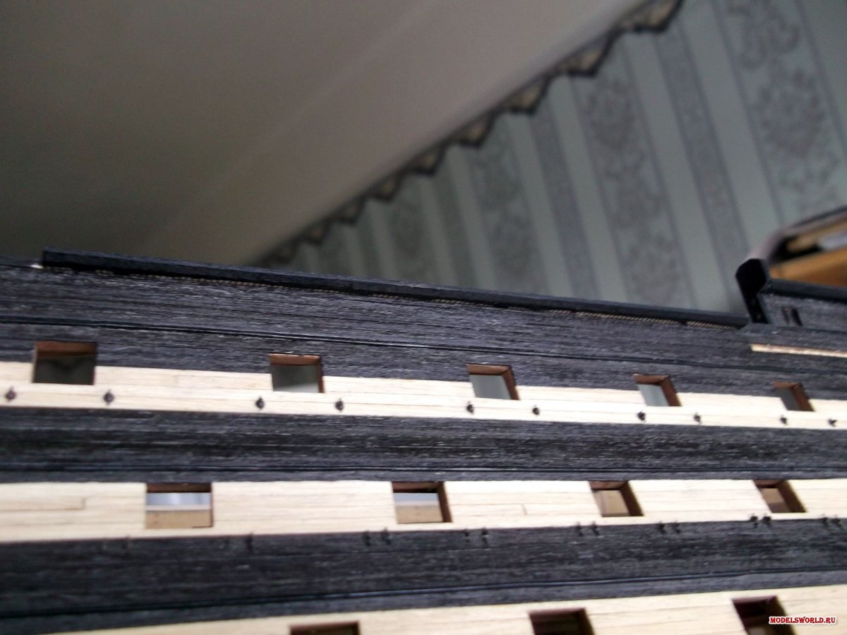 Планширь с т-образным пазом