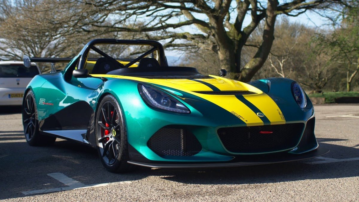 Lotus Evija электрокар