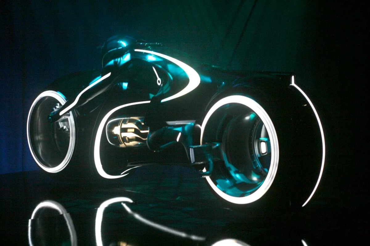 Трон наследие мотоцикл