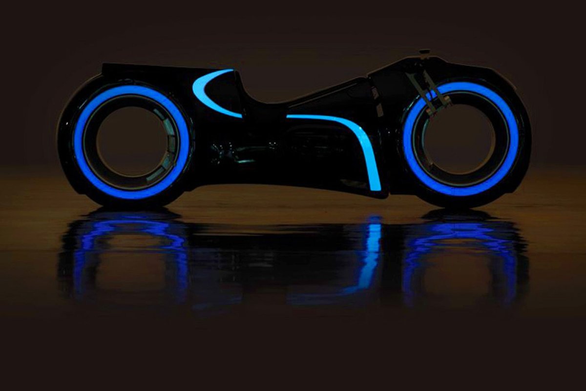 Tron Legacy мотоцикл