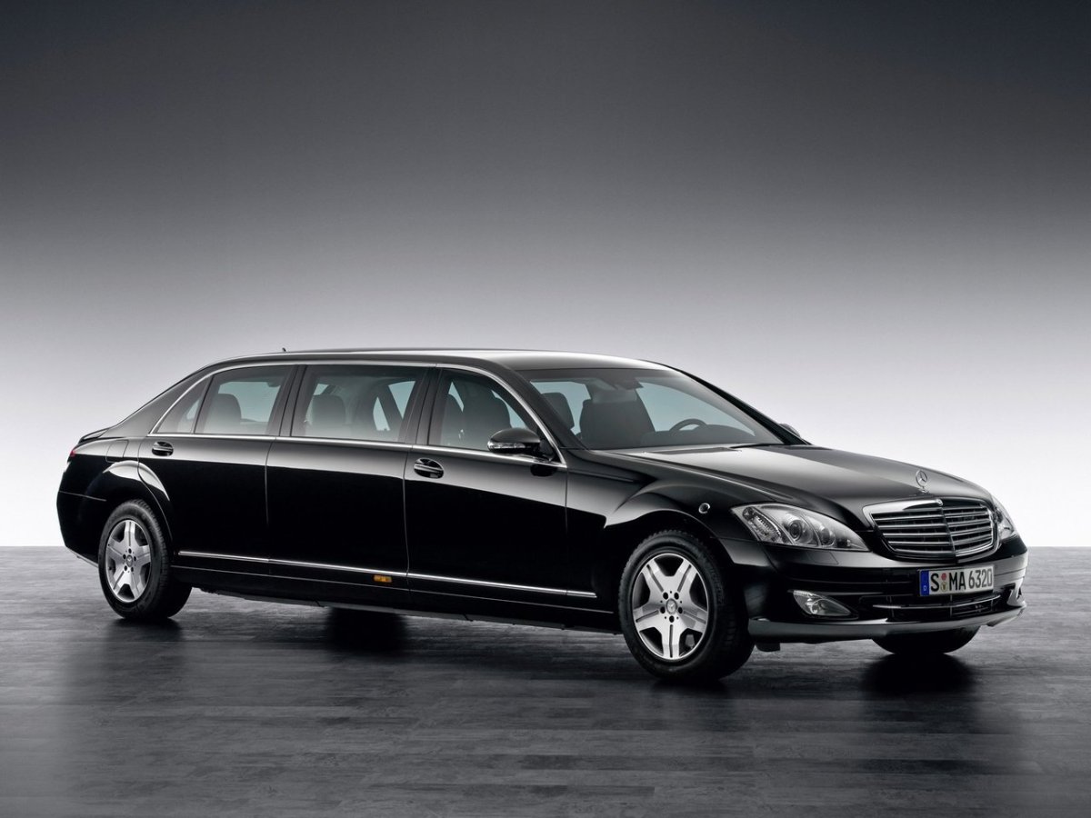 Mercedes s600 Pullman Guard