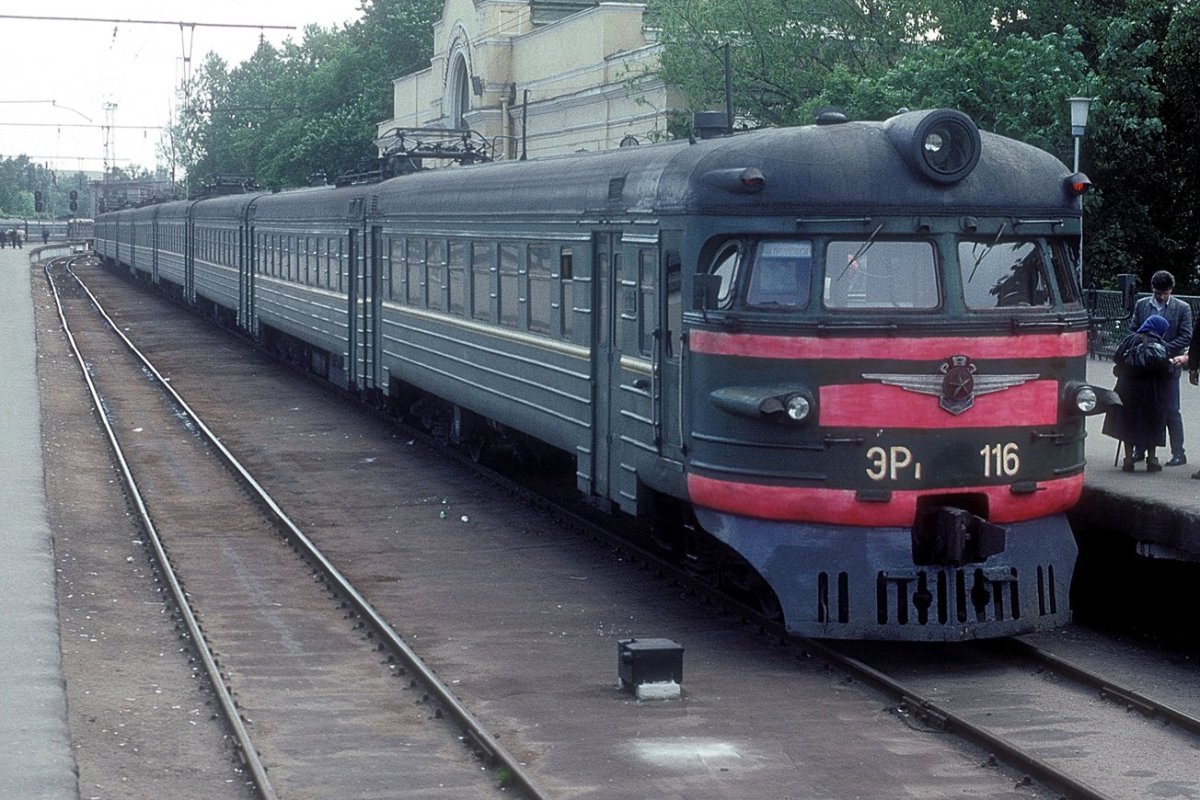 Эр1 электропоезд