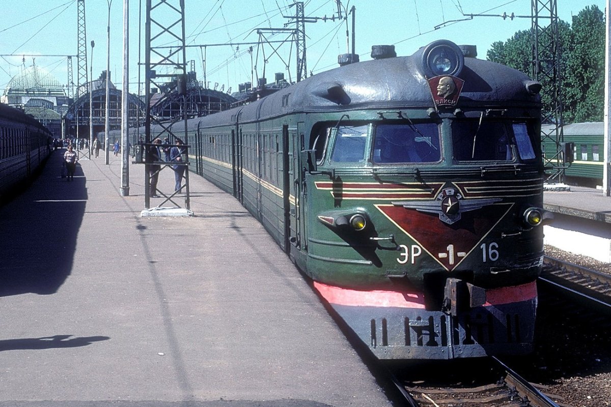 Эр1 Витебский вокзал