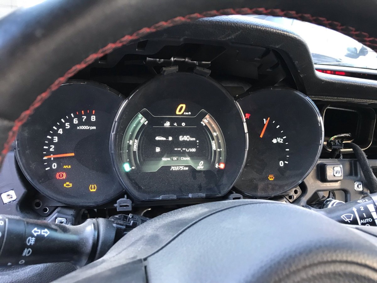 Приборная панель Kia Ceed gt