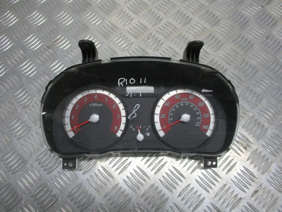 Щиток приборов Киа Рио 2