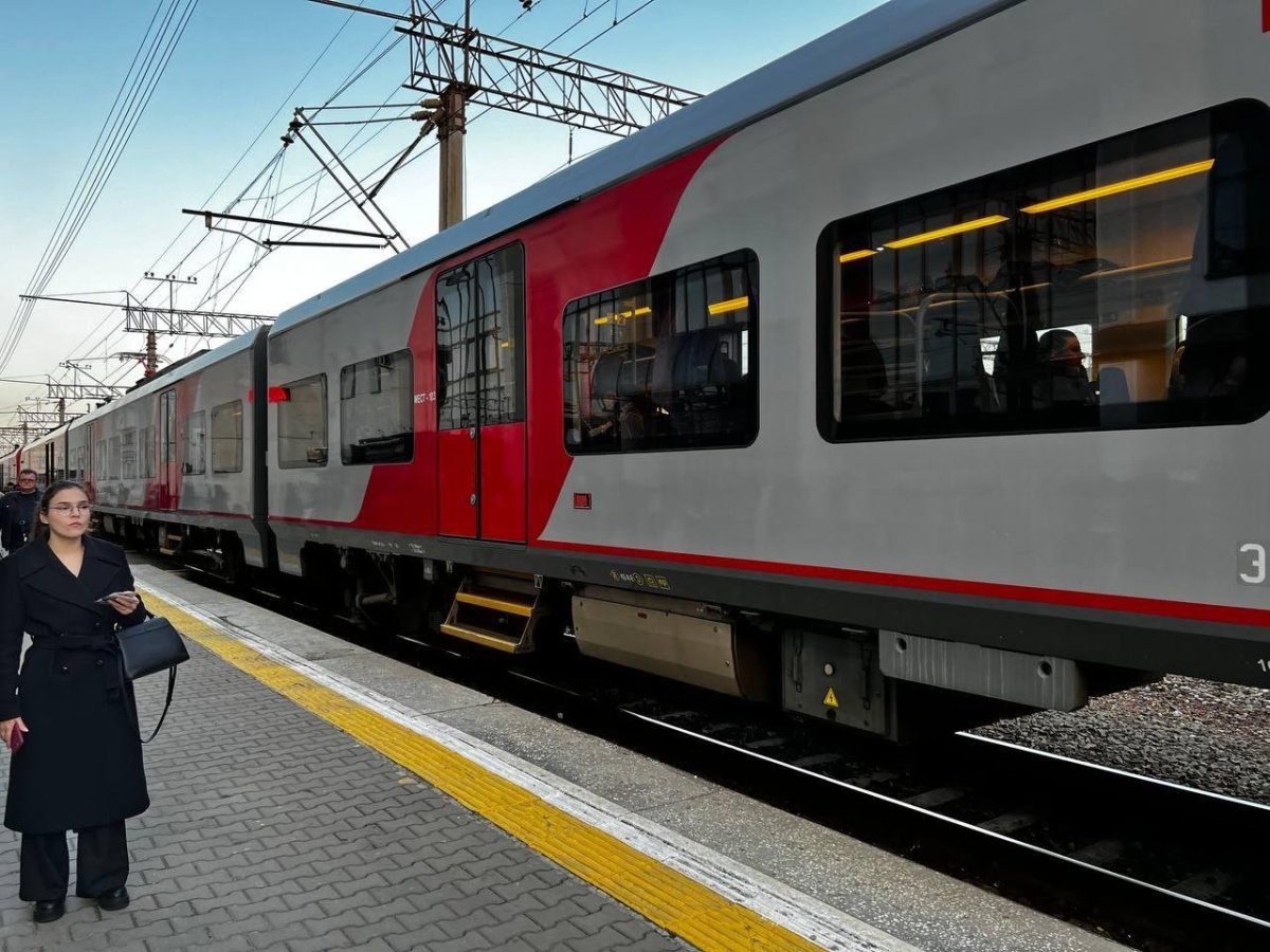 Скоростной поезд Ласточка Сочи