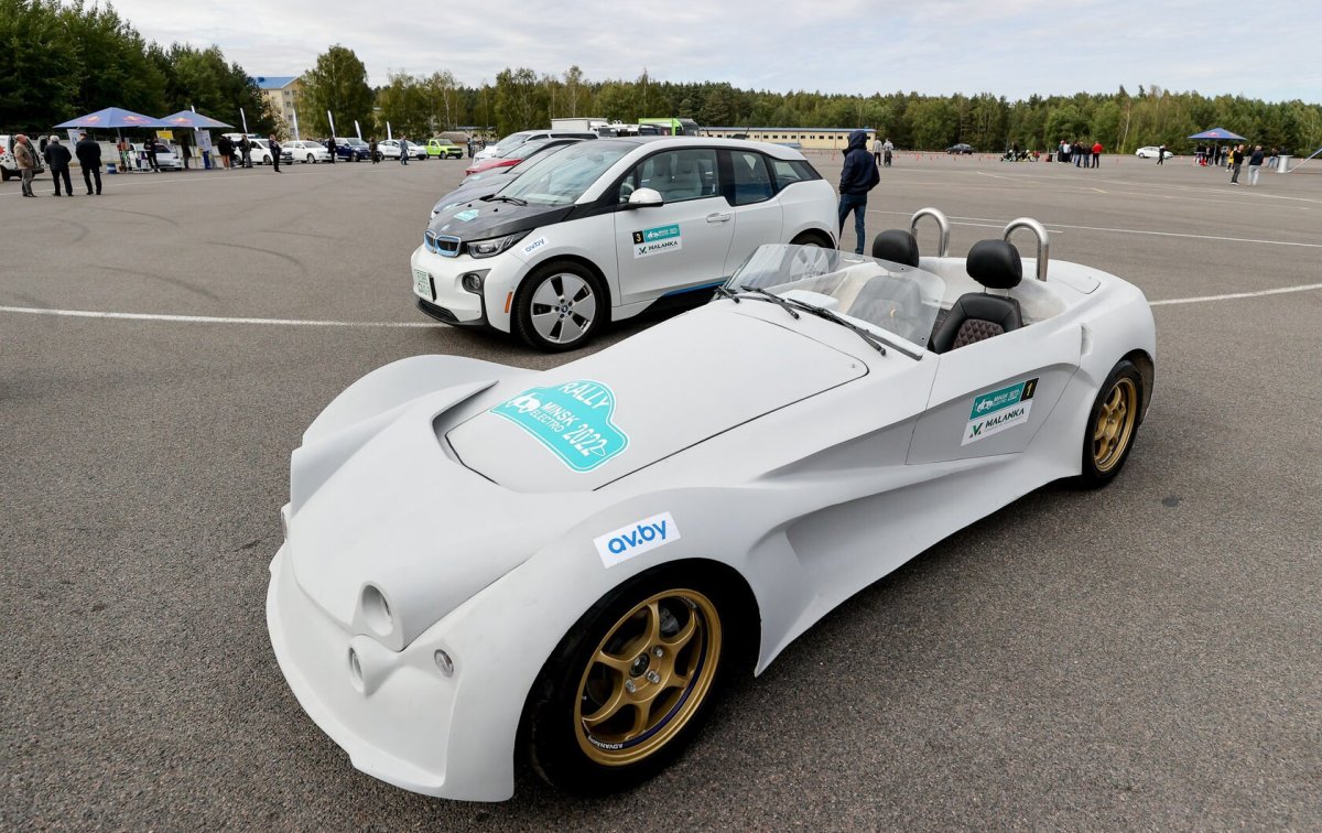 Спортивные электромобили