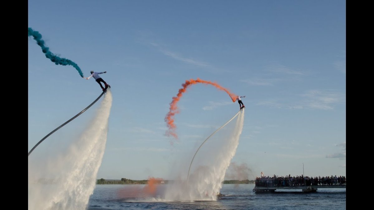 Летающие люди флайборд шоу Нижний Новгород