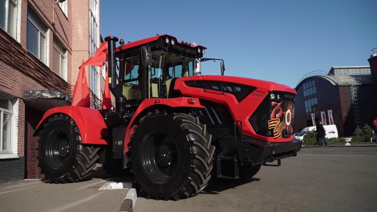 Трактор Кировец 2022