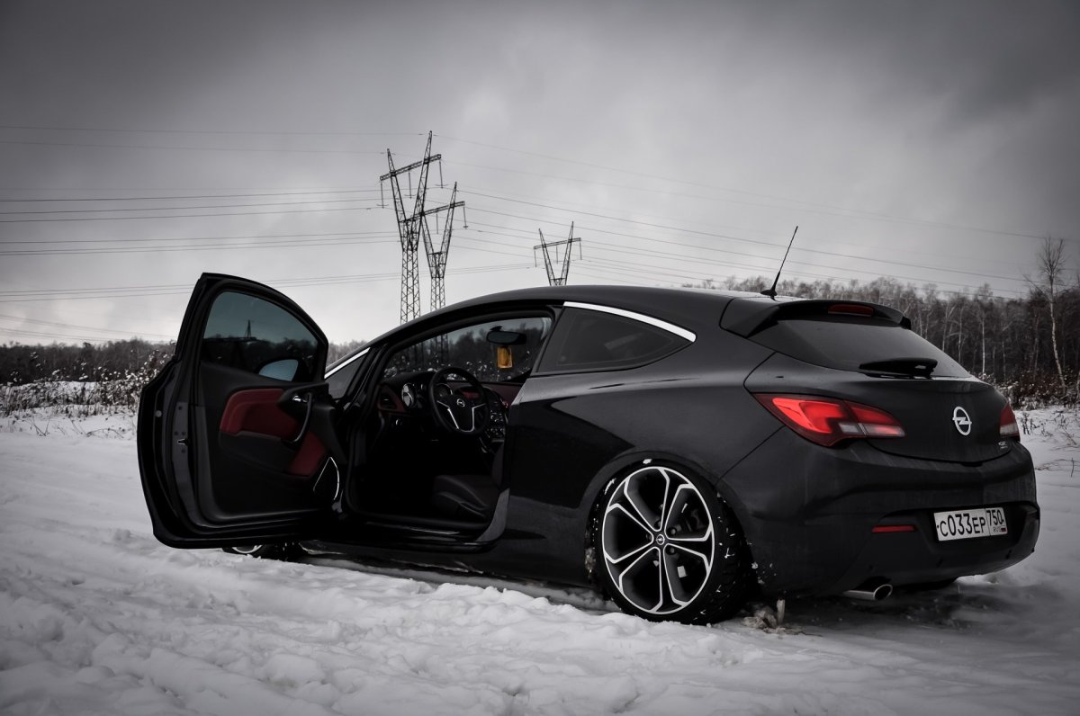 Опель Астра j GTC