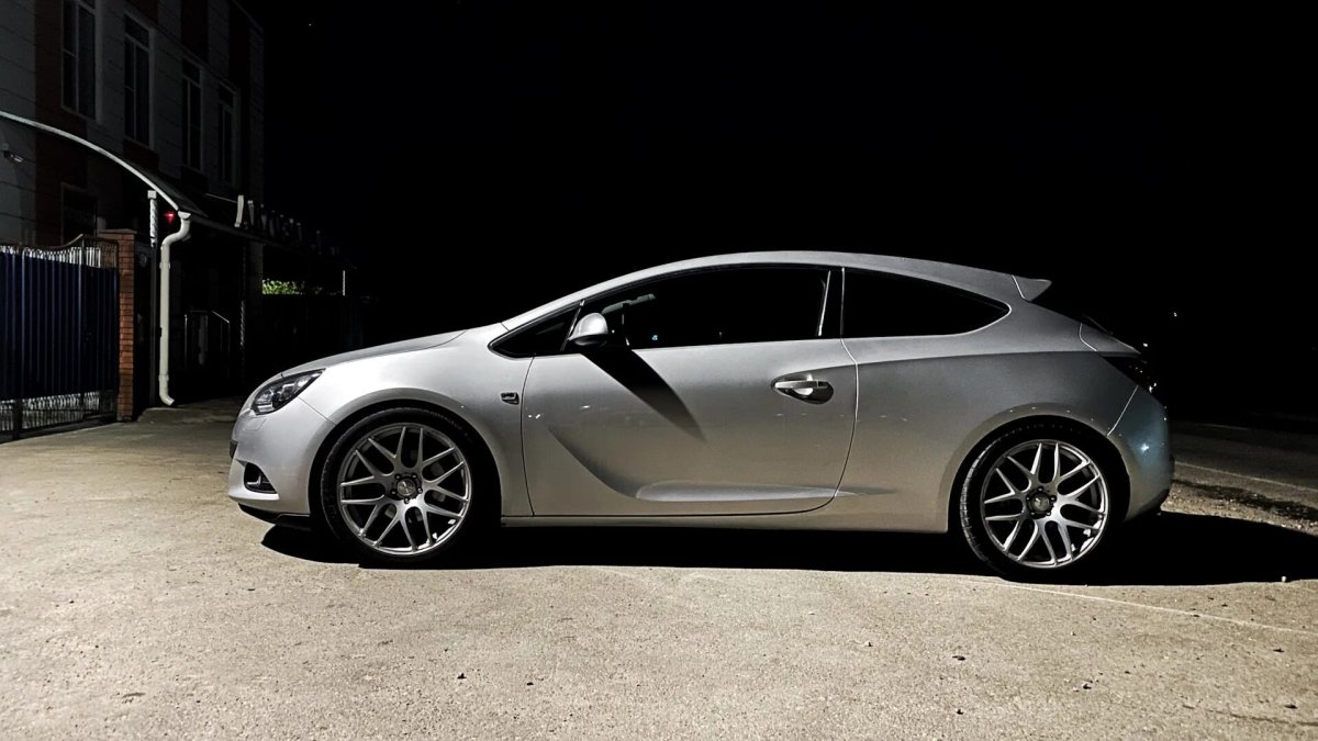 Opel Astra j GTC Tuning