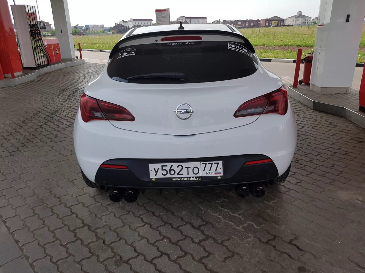 Opel Astra j GTC выхлоп