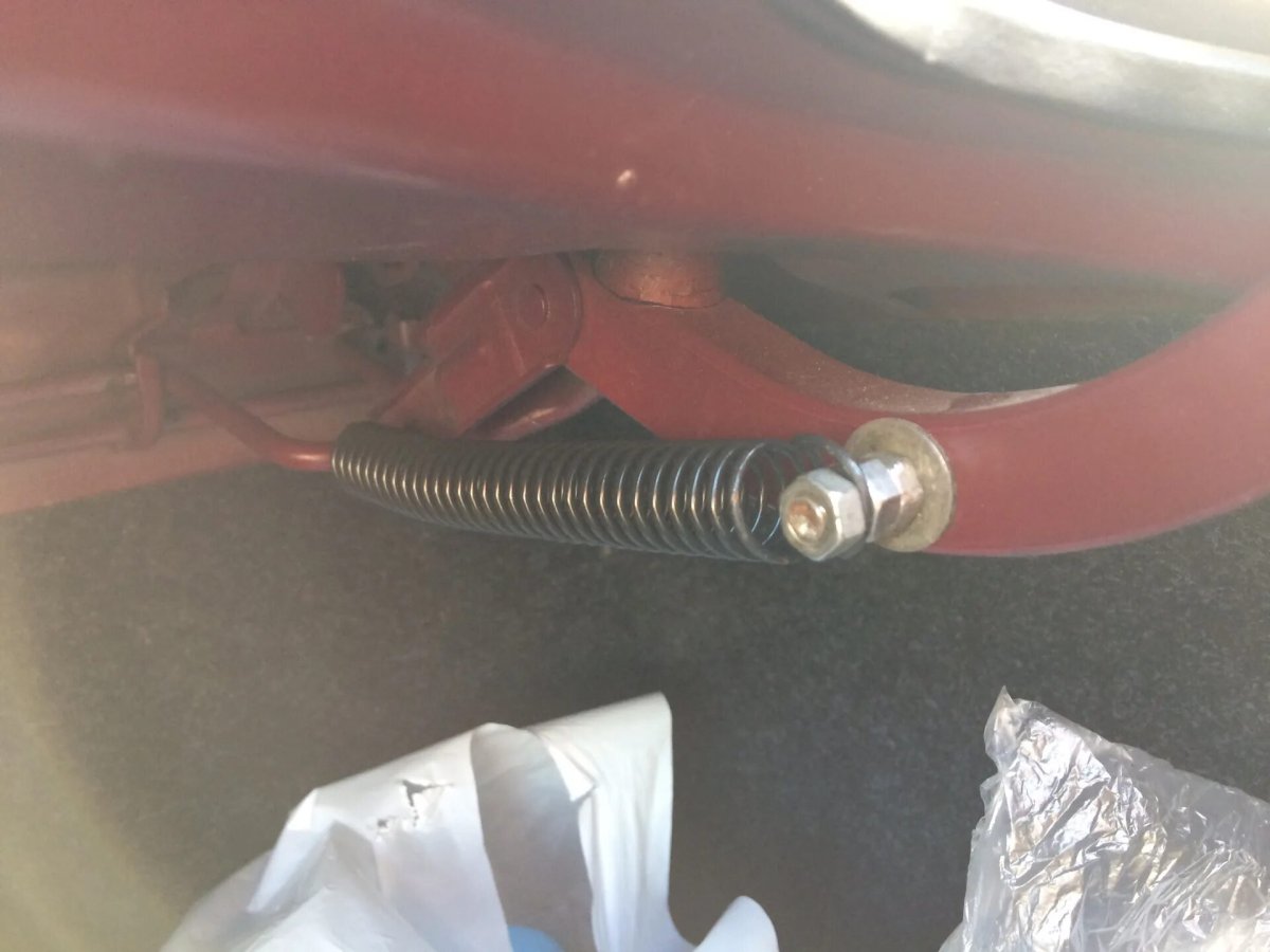 Открывание багажника без рук