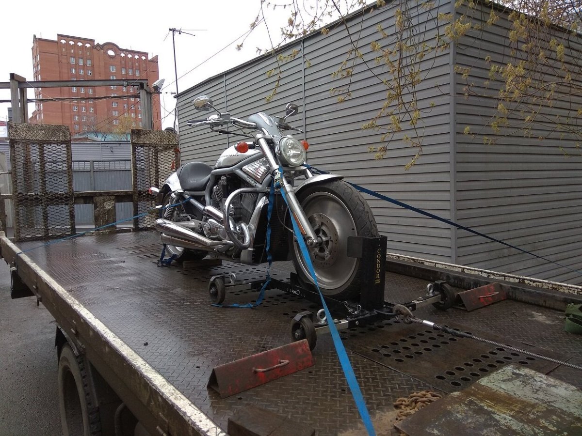 Крепление мотоцикла на эвакуаторе